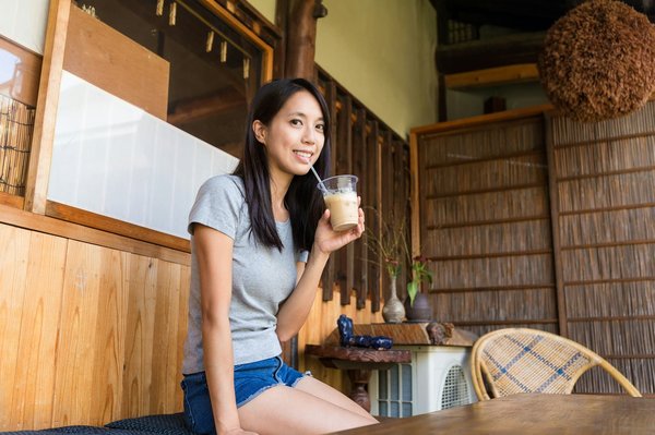 What type of cross-training is most beneficial for professional cyclists?